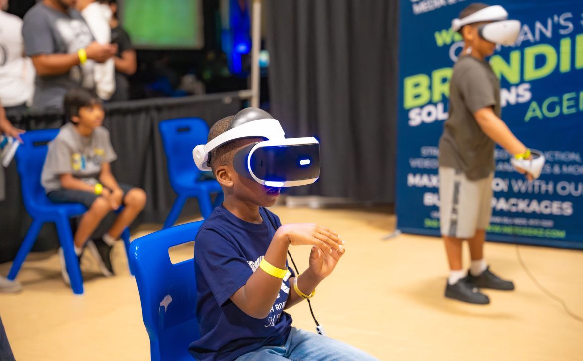 Virtual Reality Booth at Gamers bay 8 in the cayman islands